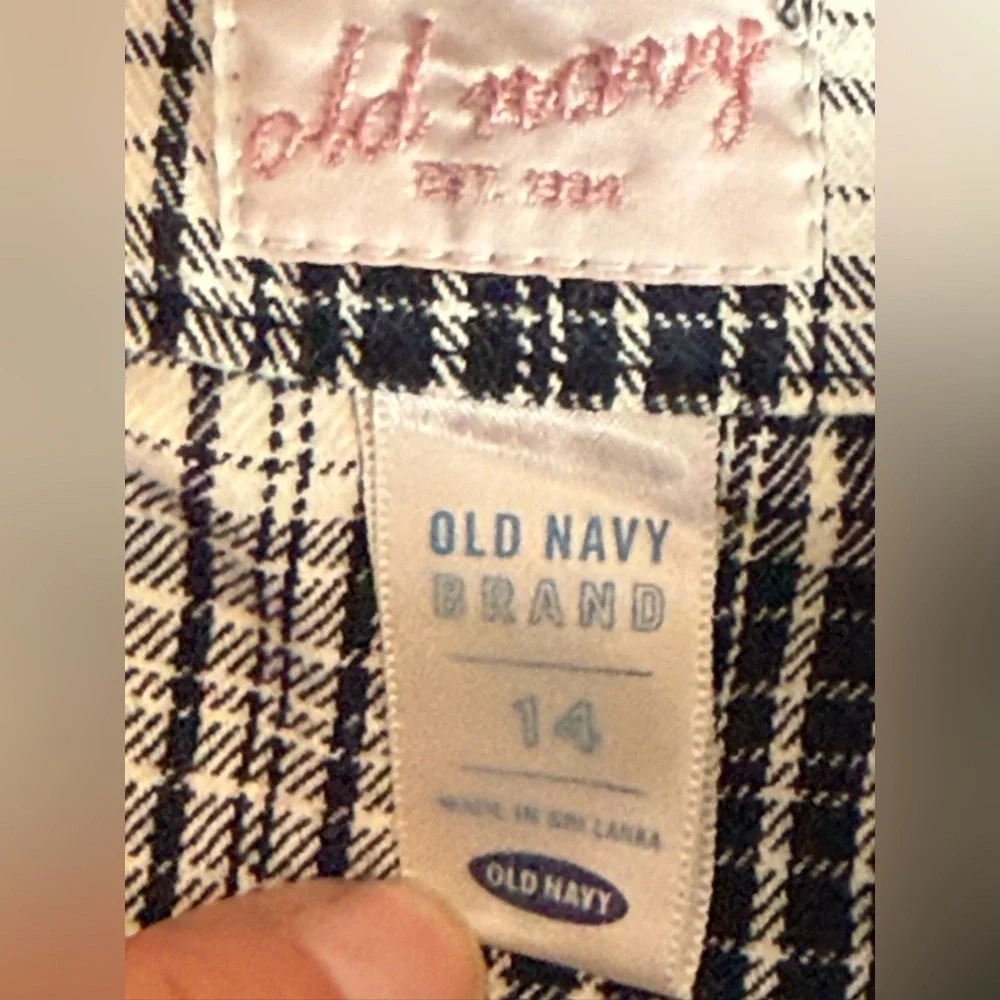 Old Navy Girls Y2K Plaid Black and White Skirt Dark Academia Preppy, size 14